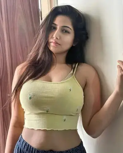 Escorts Charai